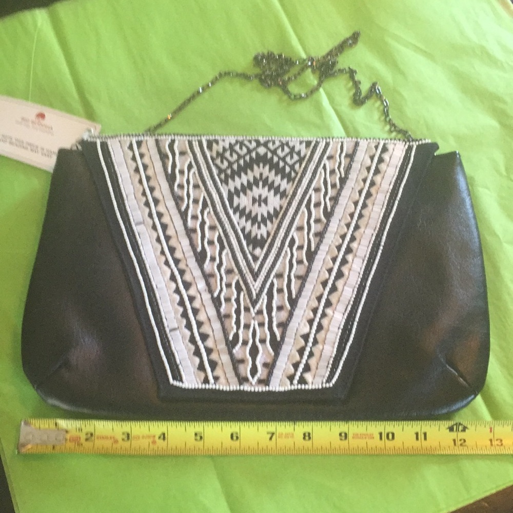 big buddha crossbody / clutch Silver chain😍😍😍
